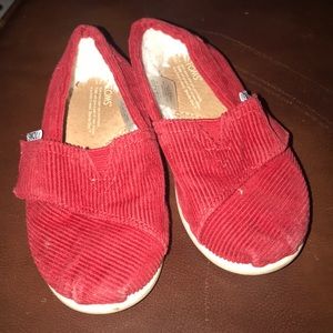 Toms red corduroy